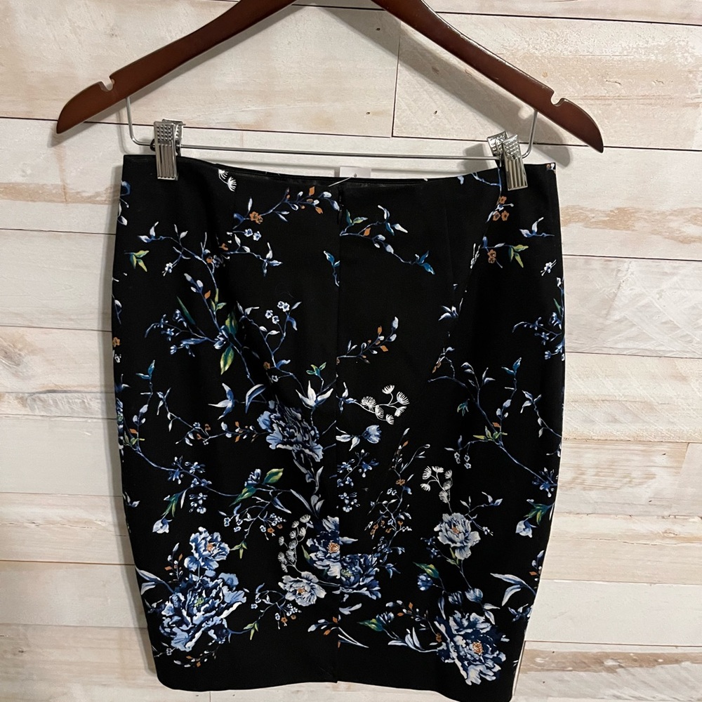 NWT White House Black market pencil skirt size 8 - Picture 4 of 7